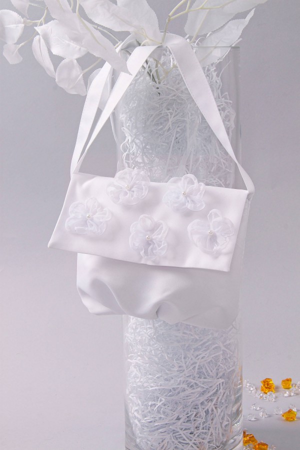 Aube de communion avec ceinture en satin UK-Tps7 Aube de communion avec ceinture en satin UK-Tps7 - obraz 1